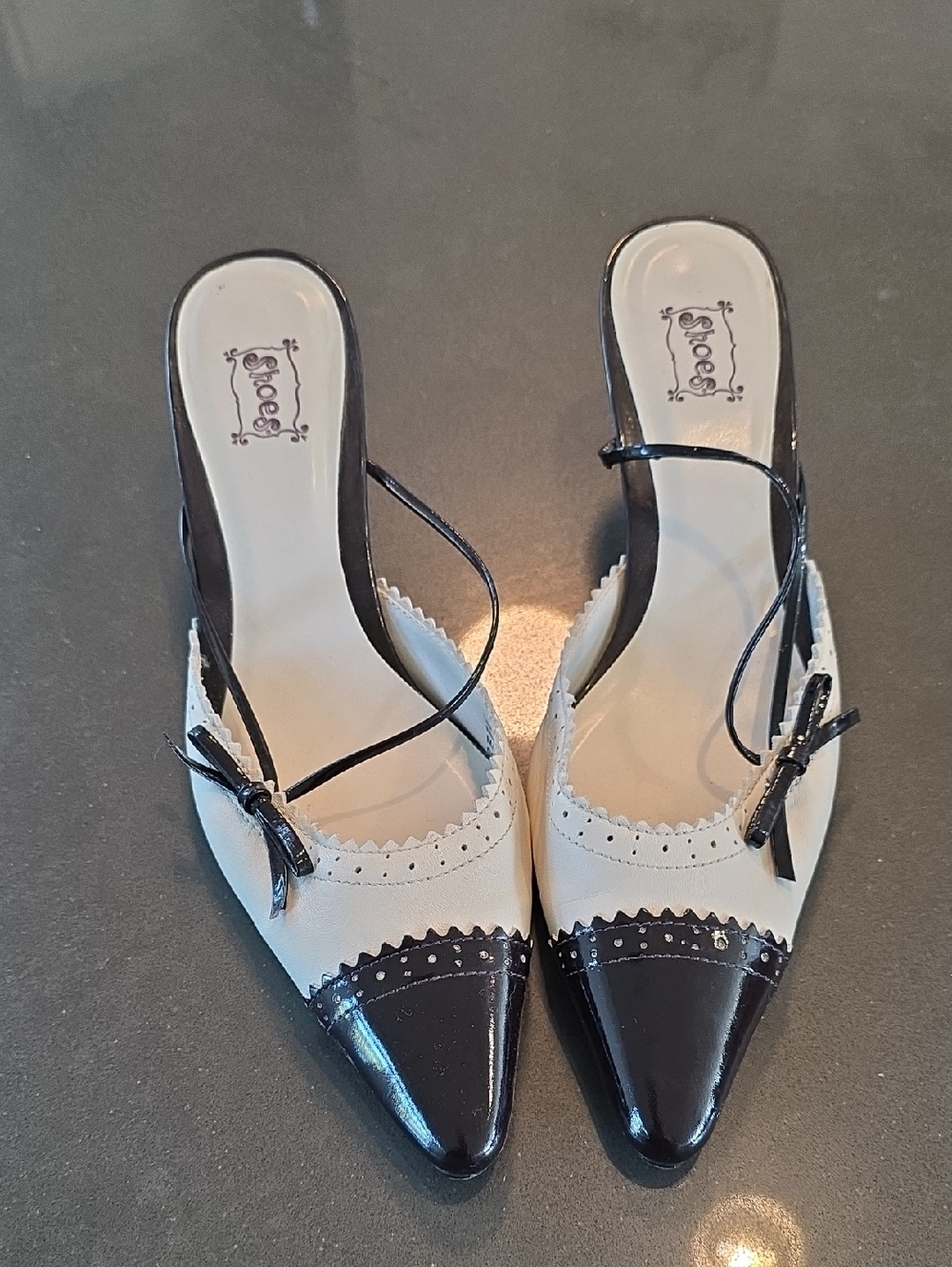 Vintage Two-Tone Pointed Toe Slingback Mules - Black & Cream